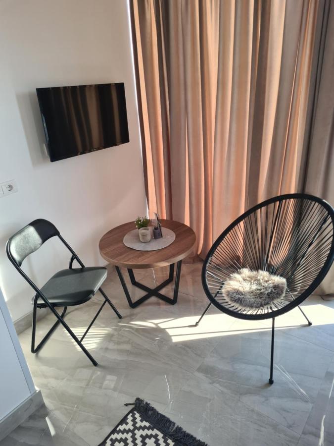 Glass Apartmani Novi Pazar Buitenkant foto