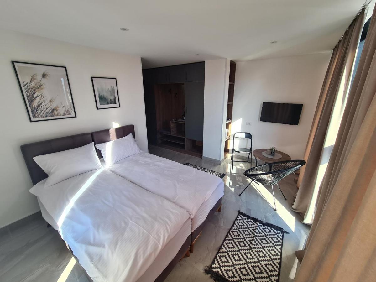 Glass Apartmani Novi Pazar Buitenkant foto