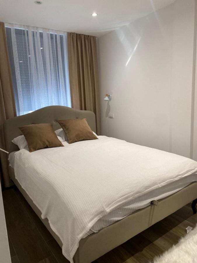 Glass Apartmani Novi Pazar Buitenkant foto
